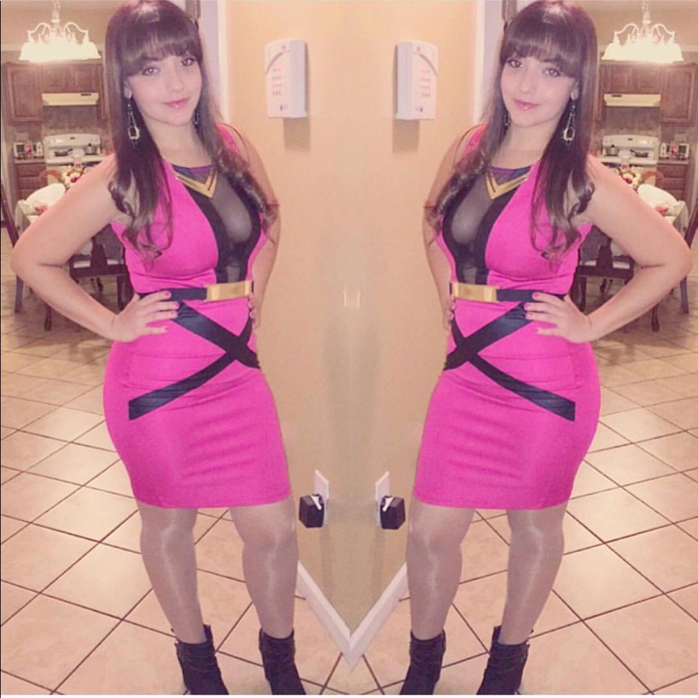 Pink/black dress